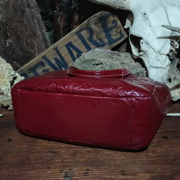 Coach 'gallery' signature embossed patent leather bag #f19462 - Picture 7 of 10